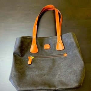 Bric’s olive leather tote bag slightly used